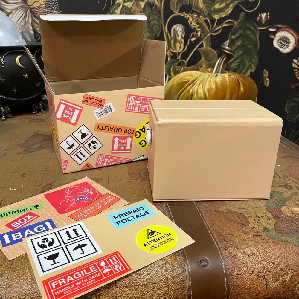 The Shipping Box Bag by Nikolas Bentel - DIY edition w/ stickers included